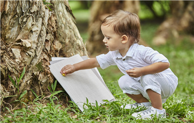 室內(nèi)裝修中常用的石膏墻面裝飾板材分類