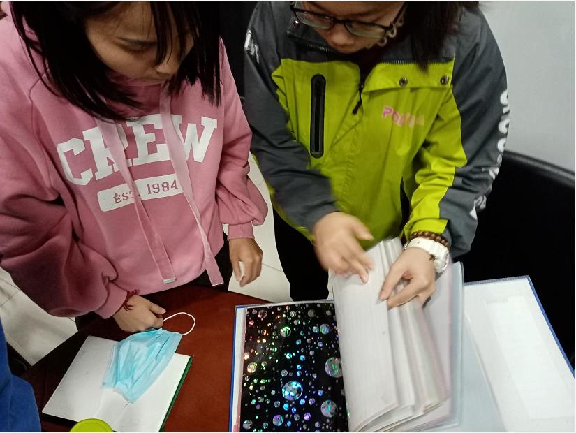 品擇木紋金屬 品擇木紋金屬