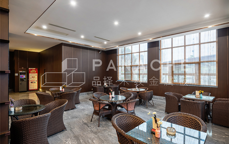 木飾面有何特殊優(yōu)勢？為何應(yīng)用廣泛？