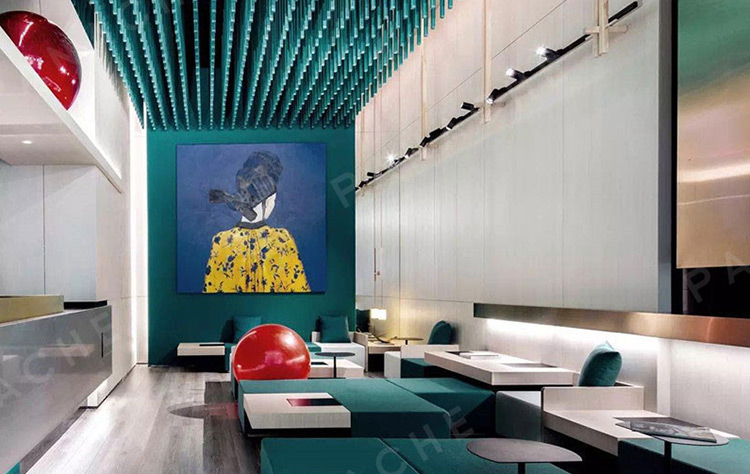 金屬木飾面廠家的選擇優(yōu)勢在哪里？服務多嗎？